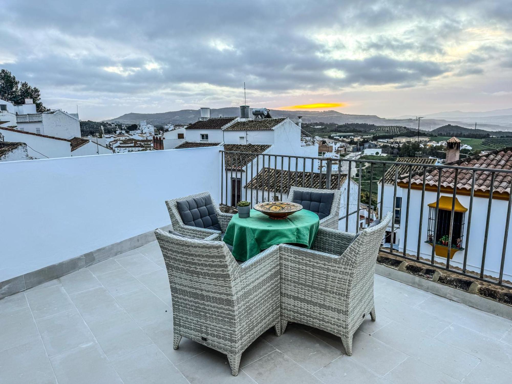 Villa Lemon Tree Patio à Olvera Extérieur photo